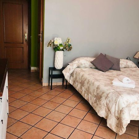 Parisa Suite Рим Екстериор снимка