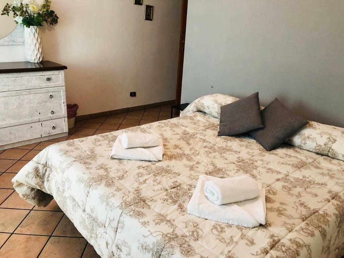 Parisa Suite Рим Екстериор снимка