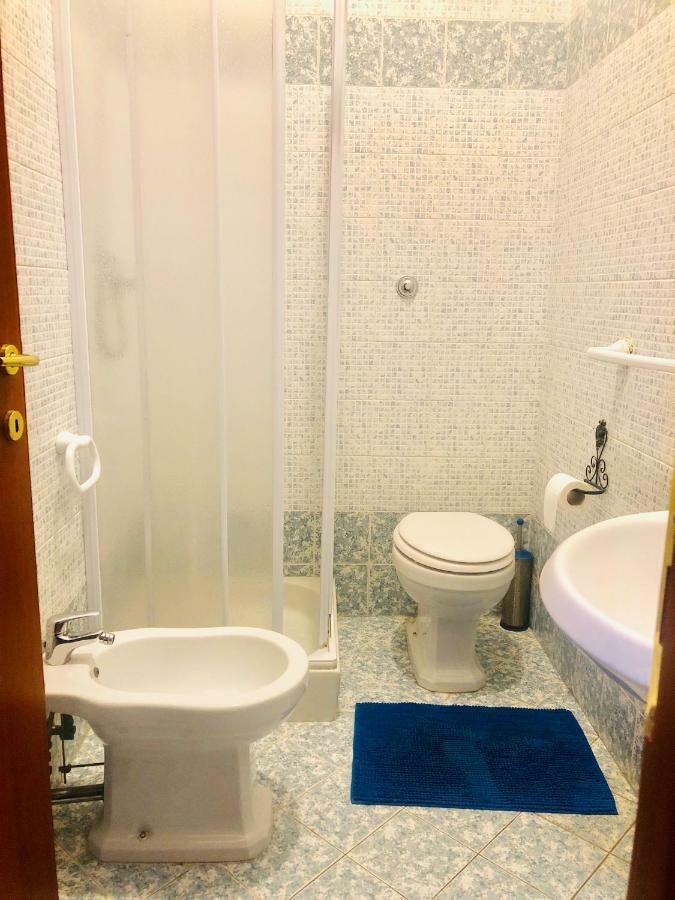 Parisa Suite Рим Екстериор снимка